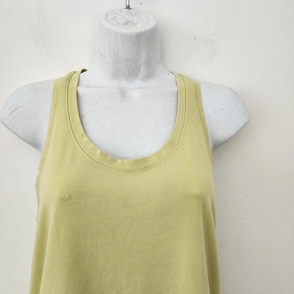 Lululemon Womens Racerback Tank Top Light Yellow/ Green  Size 4